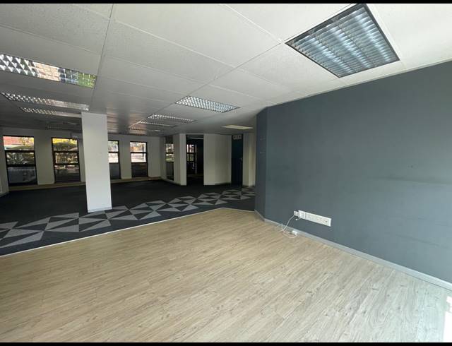 263M² OFFICE TO LET IN HURLINGHAM